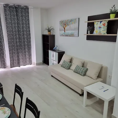 Zanca Center Free Luggage Storage Apartment